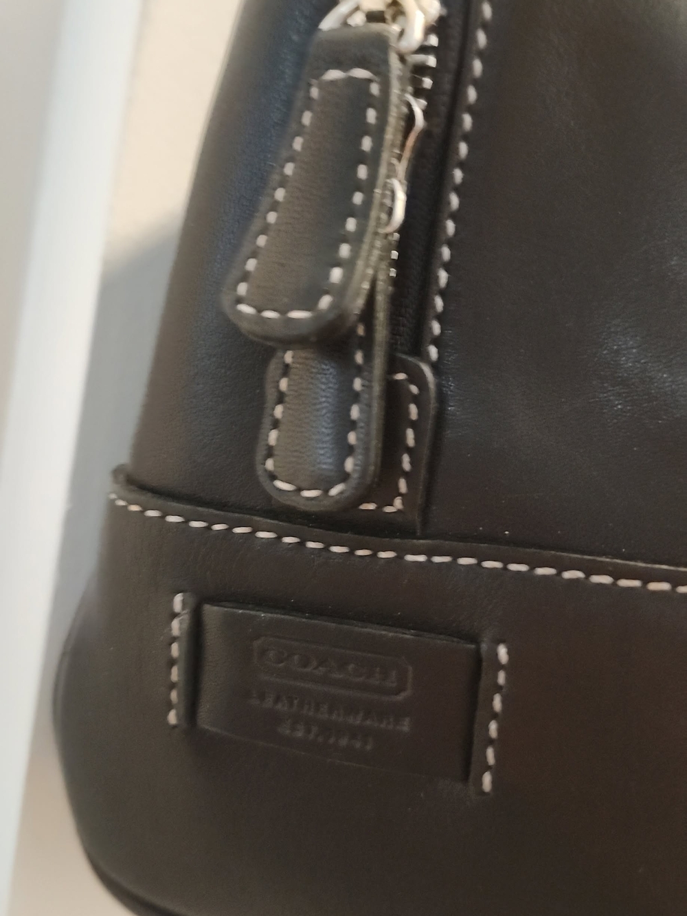Vintage Coach Classic Black Leather Dome Satchel Handbag - Picture 2 of 5